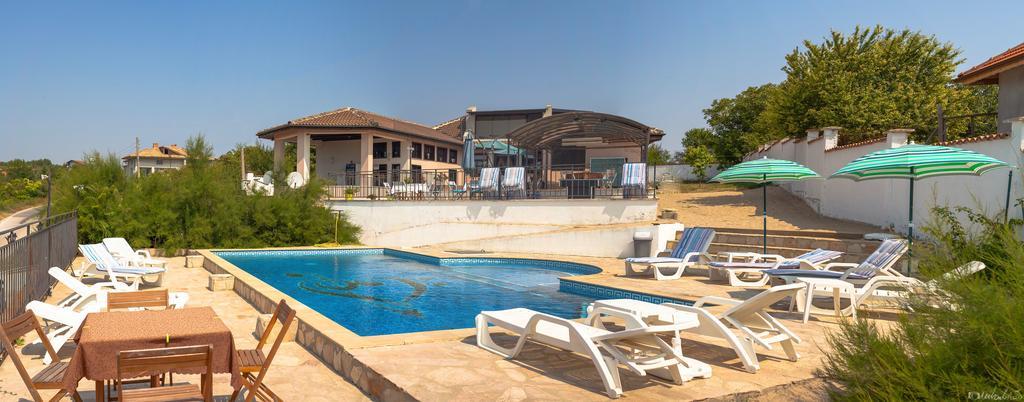 Villa Topola Exterior photo